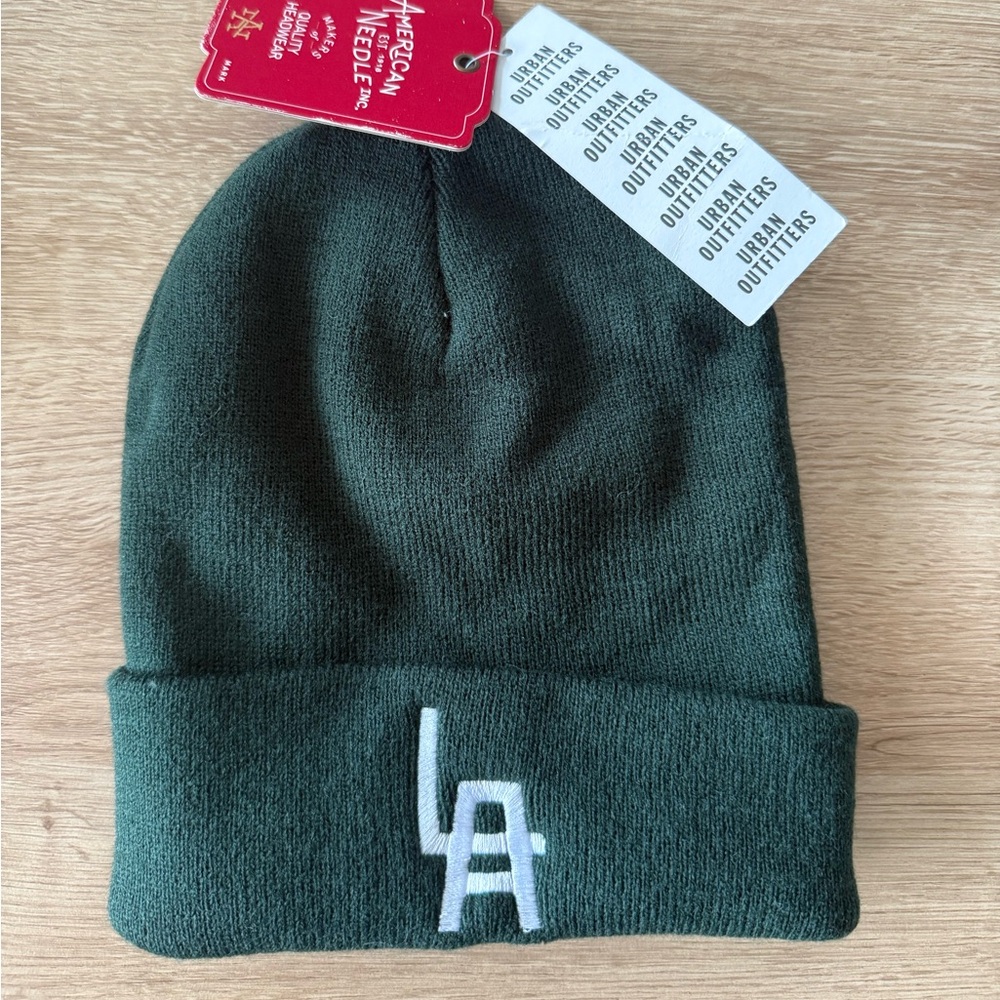 LA winter hat